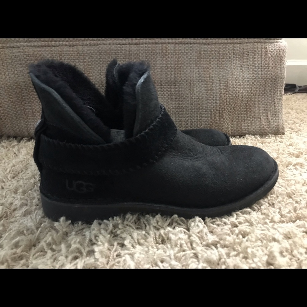 UGG McKay black Booties size 7.5